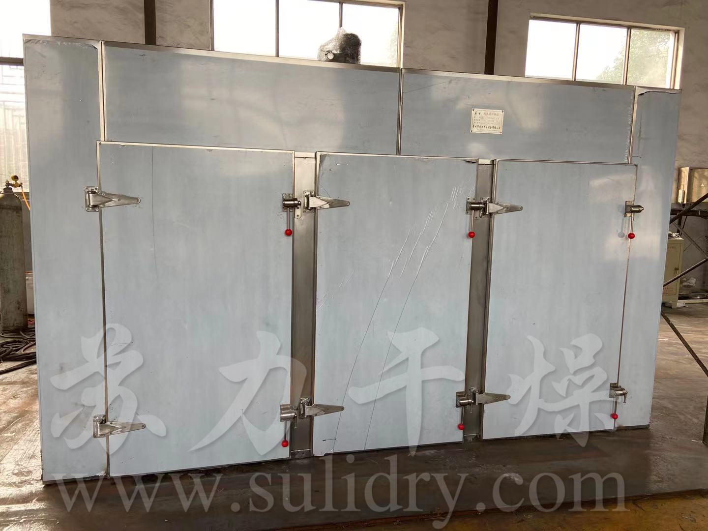 熱風(fēng)循環(huán)烘箱—客訂三型烘箱現(xiàn)已成功發(fā)貨，并順利到達(dá)客戶單位！